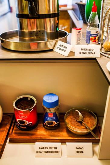 Hotel Garden | Zagreb | hotel-garden-zagreb-buffet-corner-coffee