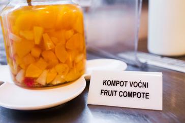 Hotel Garden | Zagreb | hotel-garden-zagreb-buffet-corner-detail-fruit