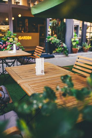 Hotel Garden | Zagreb | details-coffee-table-hotel-zagreb