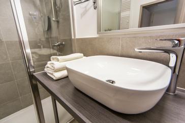 Hotel Garden | Zagreb | sink-hotel-garden-zagreb