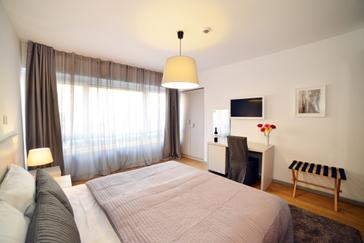 Hotel Garden | Zagreb | bedroom-tv-hotel-garden-zagreb